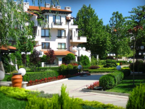  Oasis Resort & SPA  Лозенец